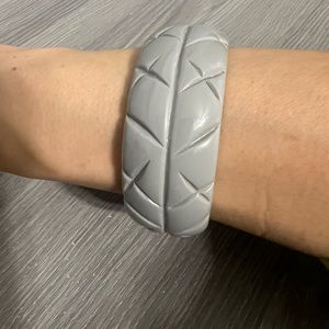 Vintage Plastic Bangle Bracelet, Gray with Criss Cross Design
